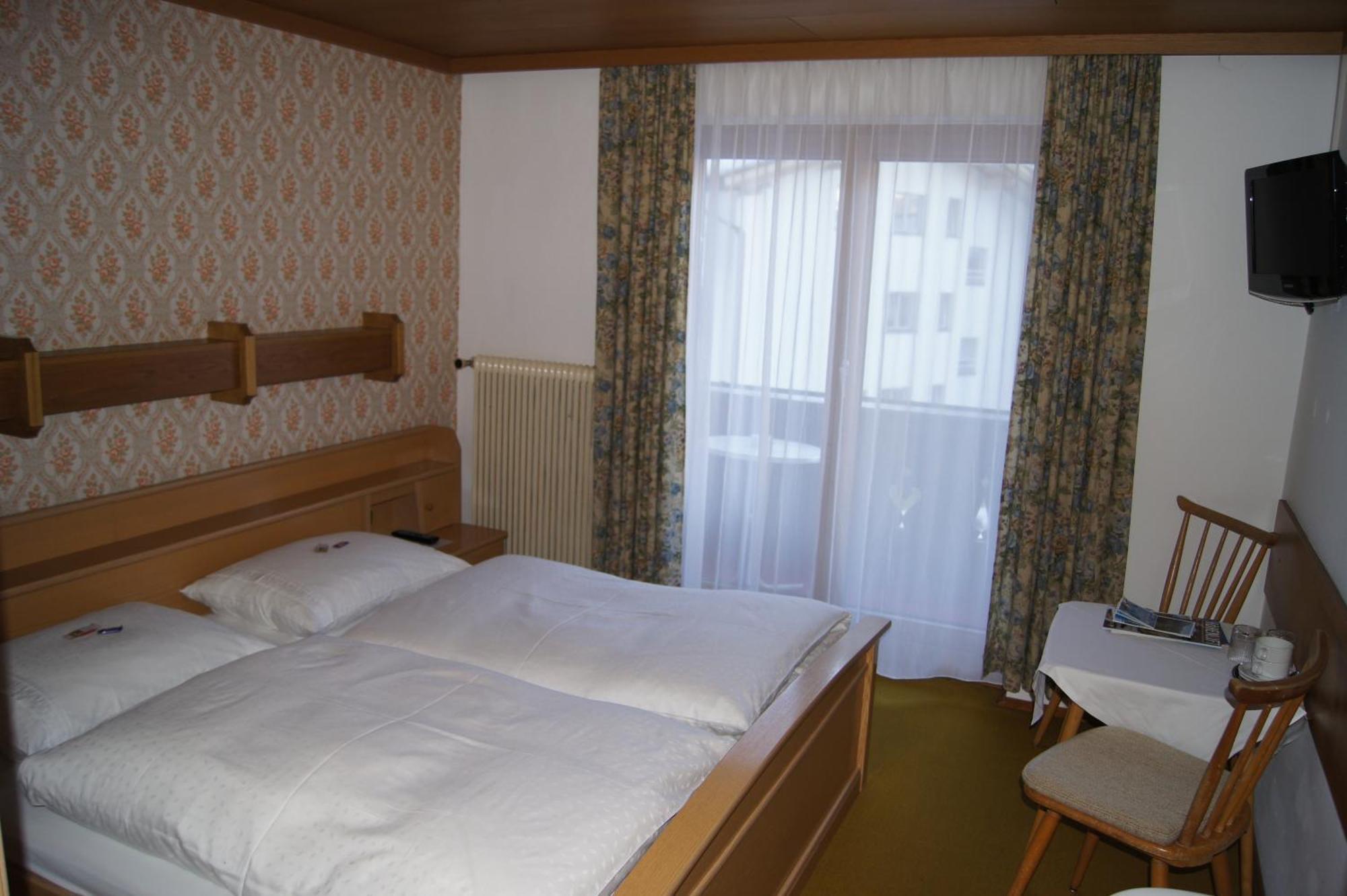 Haus Josef Nocleg ze śniadaniem *